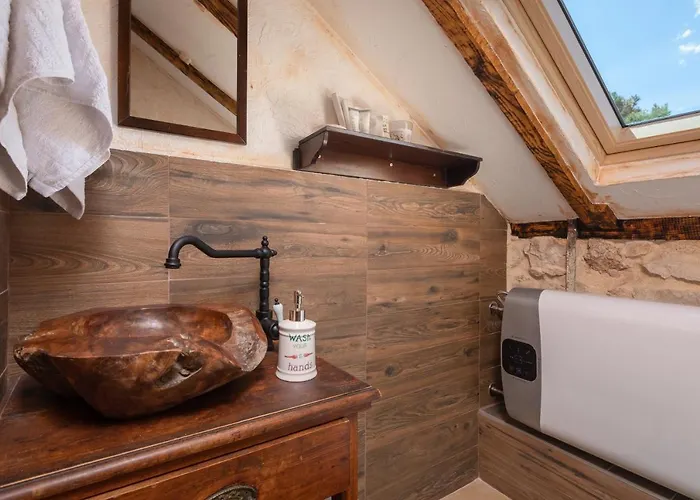 Ivicev San Ferienhaus Tučepi